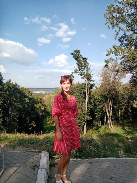 Елена, Россия, Брянск, 37 лет, 1 ребенок. Познакомлюсь с мужчиной для любви и серьезных отношений, дружбы и общения.Живу и работаю в городе Брянске, воспитываю ребенка, добрая, отзывчивая.