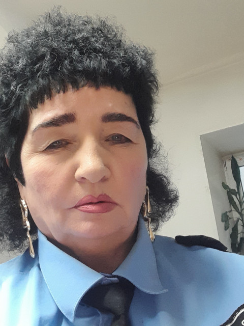 Надежда, Санкт-Петербург, м. Улица Дыбенко, 69 лет. Познакомлюсь с мужчиной для любви и серьезных отношений, дружбы и общения.Вдова, жилищных и материальных проблем нет, работаю в охране