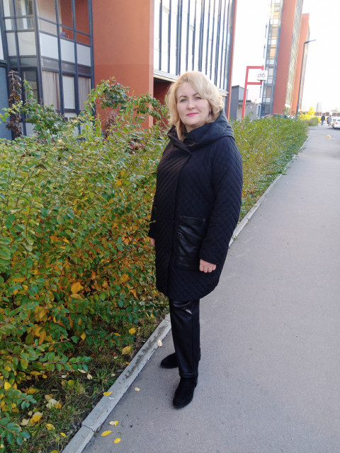 Елена, Санкт-Петербург, Проспект Ветеранов, 50 лет, 1 ребенок, 2 фото. Познакомлюсь с мужчиной для любви и серьезных отношений, брака и создания семьи, гостевого брака, воспитания...  Анкета 821245. 