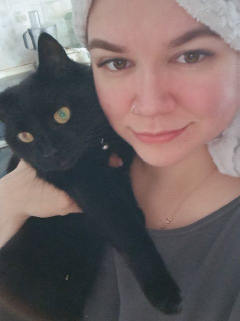 Иришка, Россия, Москва, 39 лет. Хочу найти ЧестногоЯ запуталась в этой жизни..