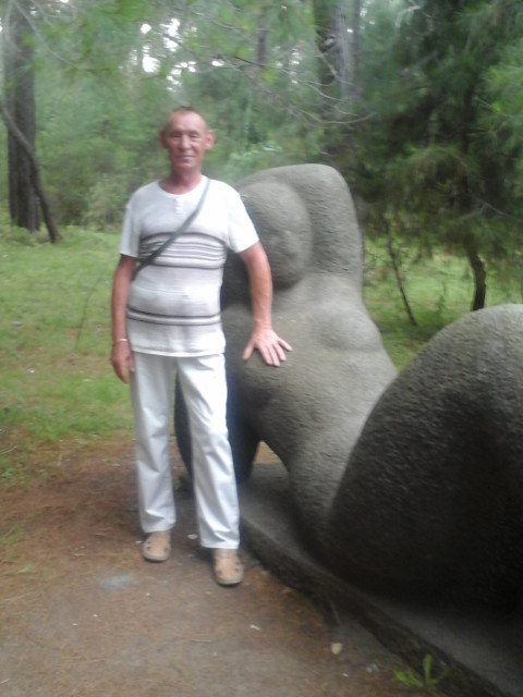 Валерий, Россия, Пушкино, 65 лет. Он ищет её: Познакомлюсь с женщиной для дружбы и общения. От50до60лет. Без комплексов, для встреч и взаимного врНормальный мужчина. Без каких либо физических проблем. Курю, спиртные напитки не употребляю