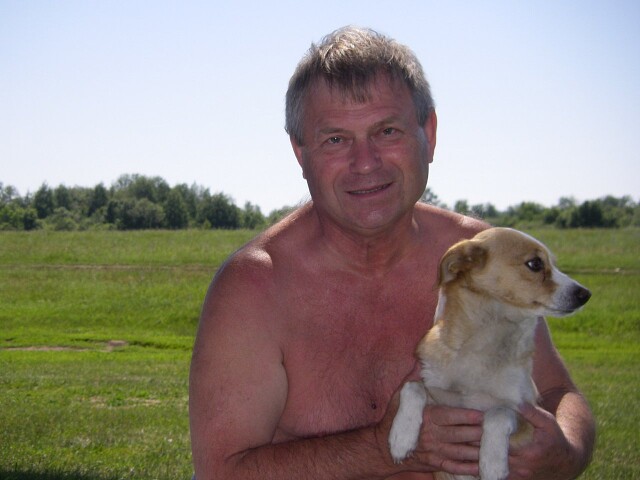 Влад Коркин, Бийск, 69 лет, 1 ребенок, 1 фото. Познакомлюсь для серьезных отношений.