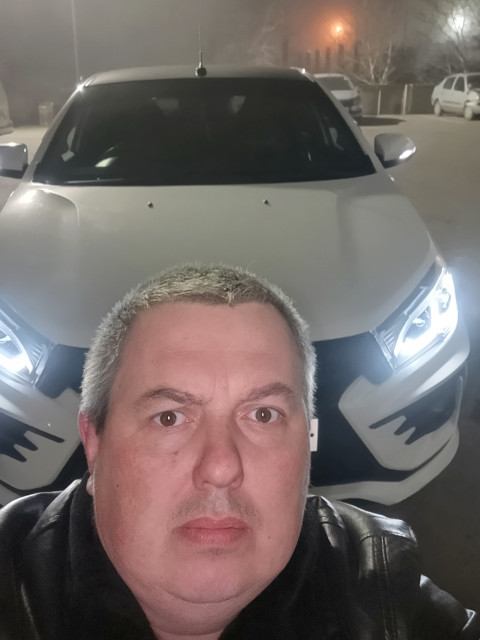 Денис, Ессентуки, 41 год, 2 ребенка, 1 фото. Познакомлюсь с женщиной для любви и серьезных отношений, брака и создания семьи.  Анкета 821539. 