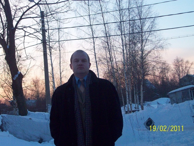 Дмитрий, Санкт-Петербург, м. Проспект Ветеранов, 49 лет, 1 ребенок. Он ищет её: Познакомлюсь с женщиной для любви и серьезных отношений, брака и создания семьи, воспитания детей.Работаю мастером по внутренней отделке помещений, руки соответственно от куда