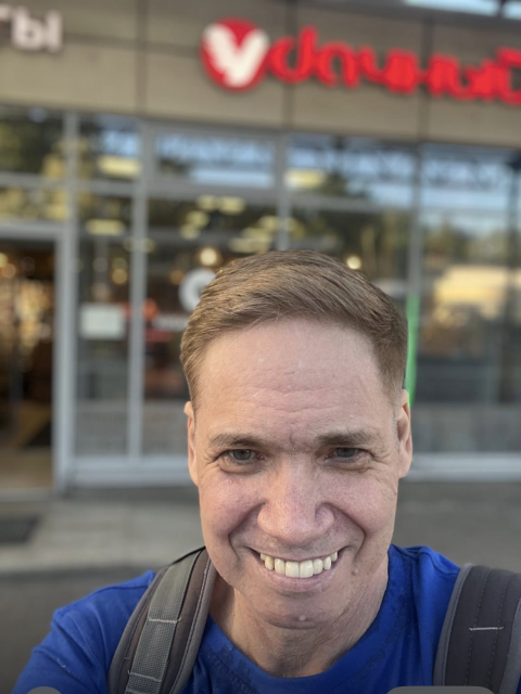 Игоръ, Россия, Санкт-Петербург, 60 лет, 1 ребенок. Познакомлюсь с женщиной для любви и серьезных отношений, брака и создания семьи, воспитания детей, рНе курю, не пью пиво, алкоголь употребляю нечасто и точно не один. Люблю путешествовать и интересное