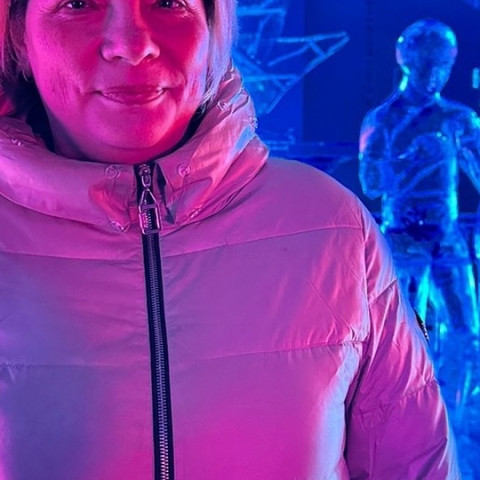 Маргарита Гурьянова, Россия, Санкт-Петербург, 50 лет, 1 ребенок. Хочу найти мужчину для серьёзных отношений. Умного высокого порядочного не лысоко не жадного. Весёлоя такая какая есть на самом деле так что любите меня такой