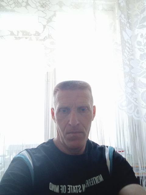 Николай, Россия, Новосибирск, 52 года, 2 ребенка. Познакомлюсь с женщиной для любви и серьезных отношений.Рост 173. Вес70.                                 В разводе                                     дети 