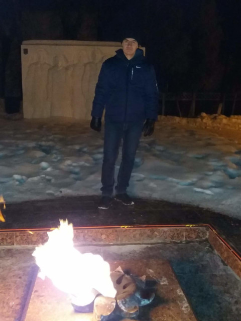 Юра, Минск, м. Могилёвская, 49 лет. Познакомлюсь с женщиной для любви и серьезных отношений, гостевого брака. Анкета 822982. 