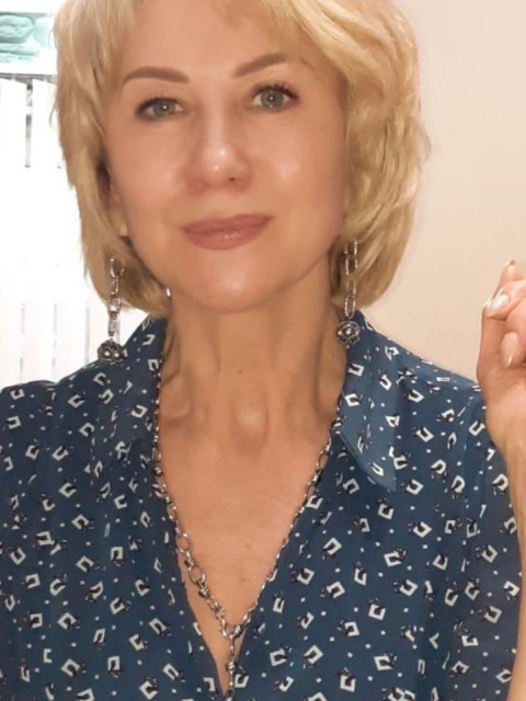 Алла, Россия, Пенза, 52 года. Познакомлюсь с мужчиной для любви и серьезных отношений. Я в разводе! Есть дети, они взрослые и живут отдельно! 