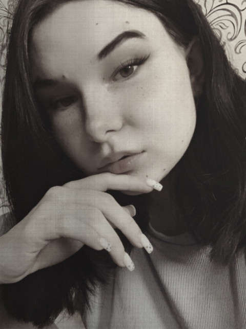 Настя, Россия, Курск, 21 год. Познакомлюсь с парнем для дружбы и общения.Ищу новые знакомства, спортивная, приятной внешности)