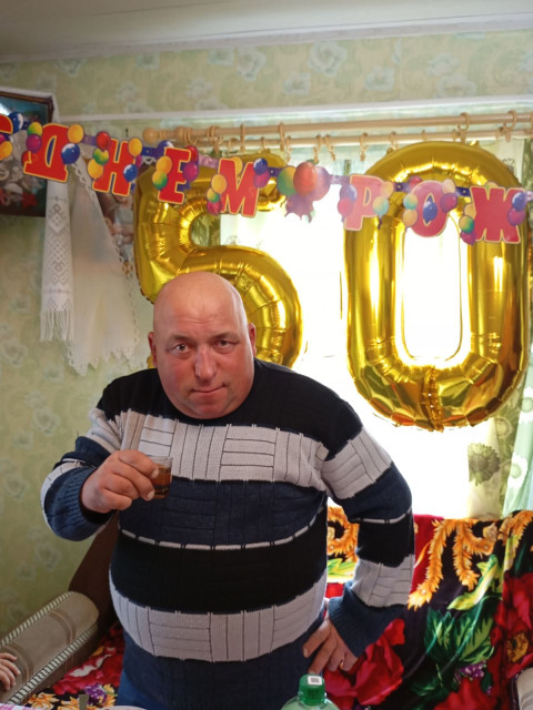 Женя, Глубокое, 51 год, 2 фото. Познакомлюсь с женщиной для любви и серьезных отношений, брака и создания семьи, воспитания детей, рождения...  Анкета 823284. 