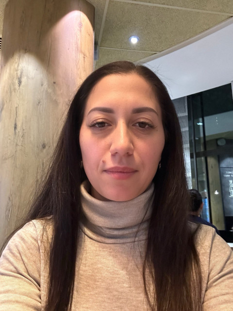 Елена, Москва, м. Выставочная, 40 лет, 3 ребенка. Познакомлюсь с мужчиной для любви и серьезных отношений, брака и создания семьи. Анкета 823432. 