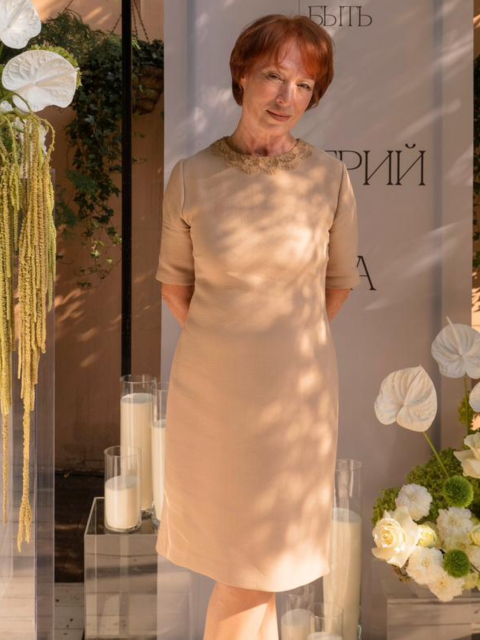 Елена, Россия, Москва, 64 года, 1 ребенок. Познакомлюсь с мужчиной для дружбы и общения.Мне 63 года. Дети взрослые. Живу в Москве