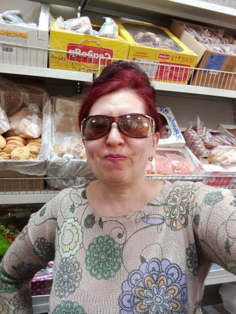 Надежда, Россия, Киржач, 56 лет, 1 ребенок. Познакомлюсь с мужчиной для любви и серьезных отношений. Нужен умный, серьёзный, не нудный .. ЖелатеЭнергичная, любознательная, жизнерадостная натура. Самодостаточна, но не спонсор. Мой девиз, не пьем