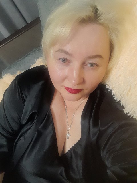 Ирина, Россия, Курильск, 49 лет, 1 ребенок. Познакомлюсь с мужчиной для любви и серьезных отношений. Ирина, 49 годиков, Дальний Восток, не худышка, а пышка:)), много работаю, много читаю, много чего зн