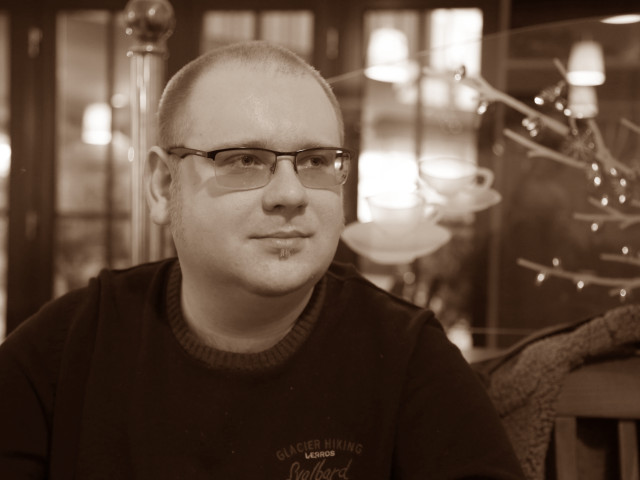 Dmitry Mour, Москва, м. Новые Черёмушки, 39 лет. Здравствуй! Буду рад реальному знакомству… Расскажу немного о себе: Я из Москвы, мне 39 лет, по горо