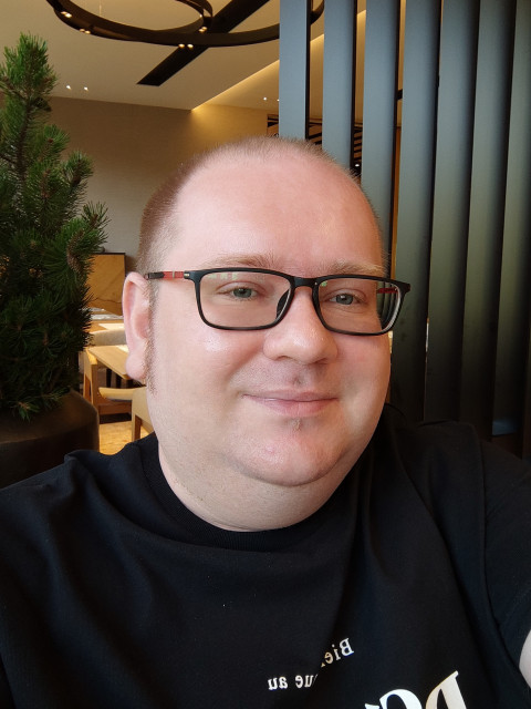 Dmitry Mour, Москва, м. Новые Черёмушки. Фото на сайте ГдеПапа.Ру