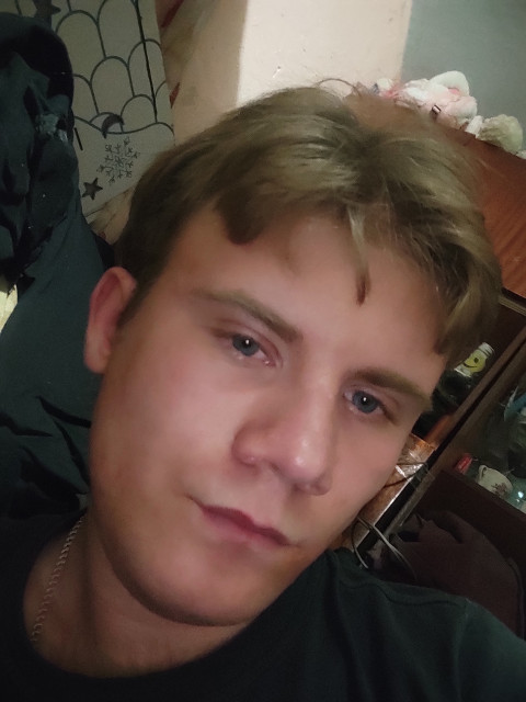 Павел, Казахстан, Караганда, 21 год. Он ищет её: Познакомлюсь с девушкой для любви и серьезных отношений, воспитания детей.Меня зовут Павел мне 21 я ищу девушку для серьезных отношений