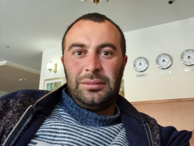 Гарик, Симферополь, 39 лет. Познакомлюсь с женщиной для любви и серьезных отношений, брака и создания семьи.  Анкета 824162. 