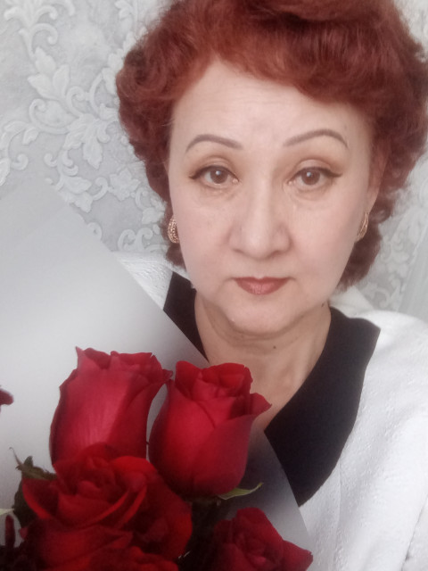 Людмила, Россия, Ульяновск, 65 лет, 2 ребенка. Познакомлюсь с мужчиной для дружбы и общения Не судим, без вредных привычек, адекватныйПенсионерка, домохозяйка, живу в сельской местности, дети взрослые, живут отдельно