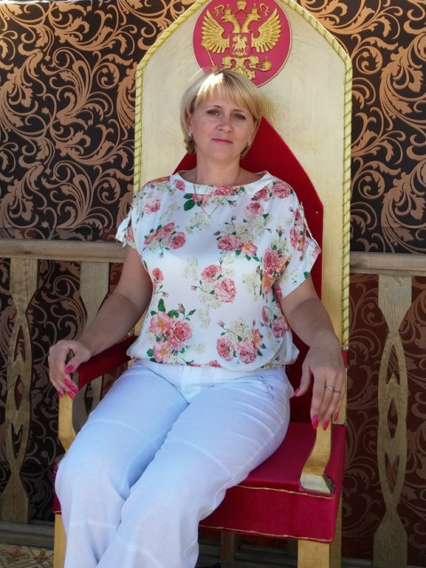 Ольга, Россия, Симферополь, 47 лет, 1 ребенок. Познакомлюсь с мужчиной для любви и серьезных отношений, брака и создания семьи.Привет! Меня зовут Ольга, и я — девушка, любящая спокойствие и творчество. Я увлечена путешествиями,