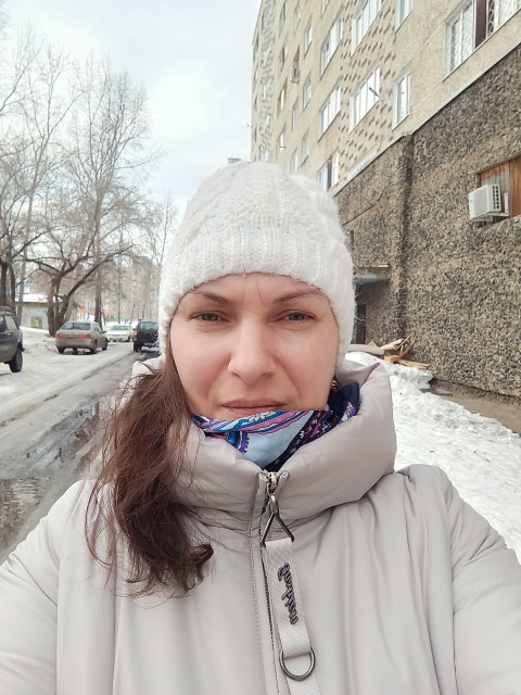 Ксения, Россия, Усть-Илимск, 38 лет, 2 ребенка. Познакомлюсь с мужчиной для любви и серьезных отношений, брака и создания семьи, рождения совместныхМама двоих детей. Ищу вторую половинку для семьи. Люблю природу. Живу в своём доме. Высшее образован