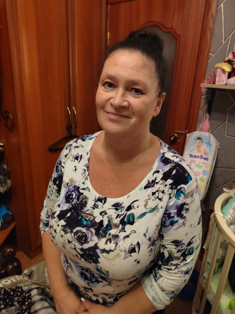 Лариса, Россия, Санкт-Петербург, 57 лет, 2 ребенка. Она ищет его: Познакомлюсь с мужчиной для гостевого брака, дружбы и общения.Спокойная, доброжелательная, адекватная. 
Люблю читать, гулять, и театр.