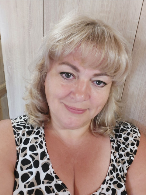 Ирина, Москва, м. Новокосино, 48 лет, 5 фото. Ищу: От 45 до 53, которому нужны нормальные отношения, семья, готового прожить жизнь с одной женщиной. Дорогие...  Анкета 824787. 