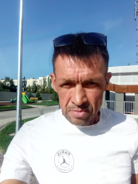 Володя Суровцев, Россия, Ростов-на-Дону, 48 лет, 1 ребенок. Хочу найти Добрую домохозяйкуМолод и одинок