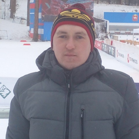 Андрей Луканин, Россия, Куса, 27 лет. Хочу встретить милую благоприятную любящую девушку с которой смогу разделить все беды и ненастьяМне 26 лет работаю в Нижневартовске по вахте живу в поселке Магнитка Челябинской области