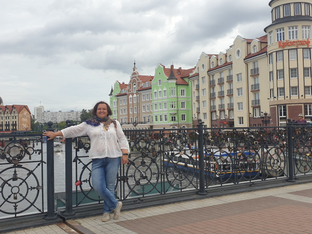 Наталья, Россия, Ярославль, 55 лет. Хочу найти Люблю тактичных мужчин, добрых и заботливых.Я учительница, работаю с интересом. Ученики заряжают меня энергией.