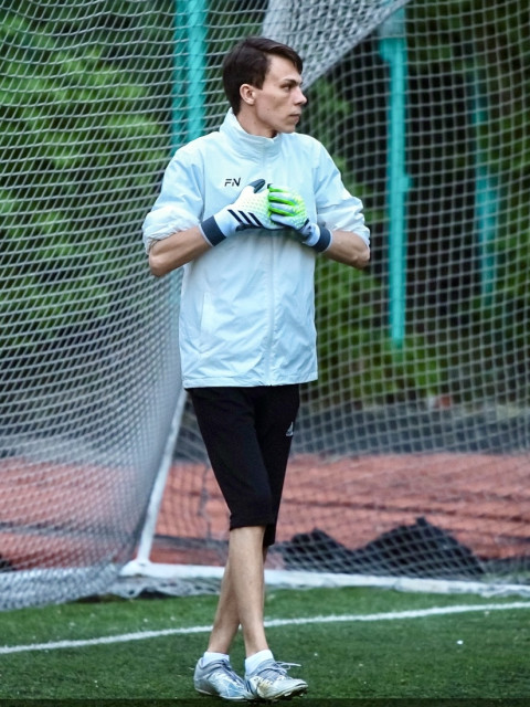 Максим, Россия, Москва, 33 года. Познакомлюсь с женщиной для любви и серьезных отношений, дружбы и общения.Веселый и добрый ) 
Есть спорт в жизни, люблю гулять но отдыхать наверно больше с моей то работой &