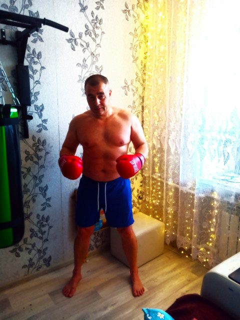 Роман Устинов, Россия, Волгоград, 41 год, 2 ребенка. ПАПА-ОДИНОЧКА