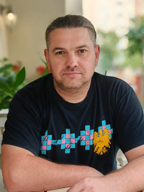 Пётр, Россия, Москва, 46 лет, 3 ребенка. Познакомлюсь с женщиной для любви и серьезных отношений. Анкета 825156. 