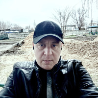 Максим, Россия, Луганск, 42 года