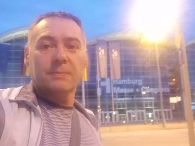 Милан, Сербия, Белград, 40 лет, 1 фото. Он ищет её: женщину для любви и серьезных отношений, брака и создания семьи, рождения совместных детей. 
Строит  Анкета 825580. 