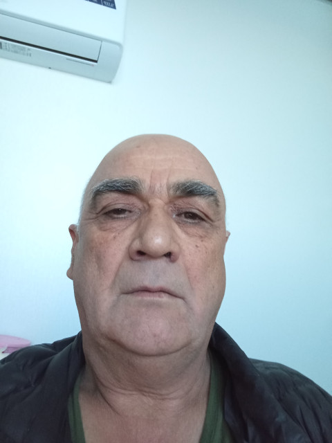 Ахмед, Россия, Екатеринбург, 59 лет, 4 ребенка. Познакомлюсь с женщиной для любви и серьезных отношений.Внимательный, добрый, не пьющий.