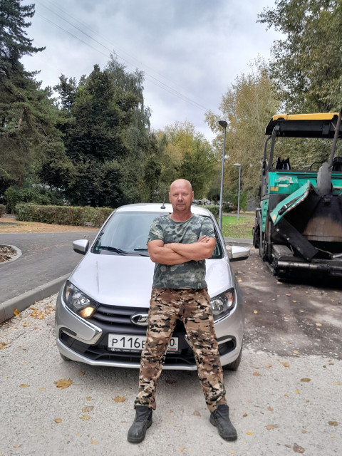 Дима, Россия, Москва, 43 года, 1 ребенок. Познакомлюсь с женщиной для любви и серьезных отношений, брака и создания семьи, воспитания детей, рождения...  Анкета 826025. 