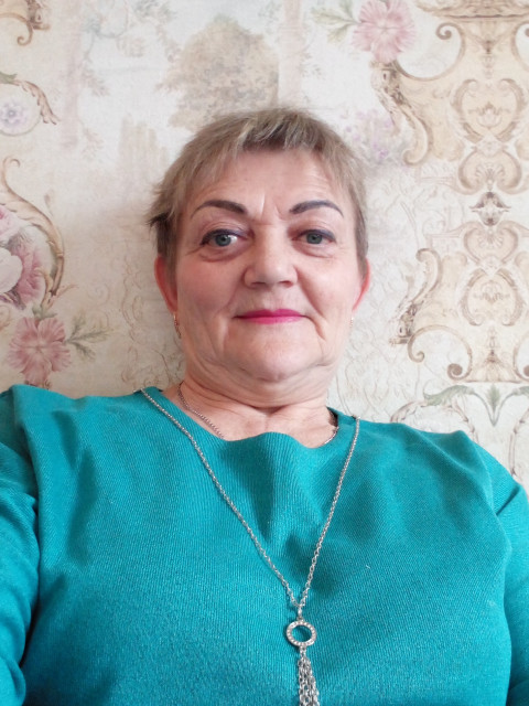 Валентина, Россия, Воронеж, 65 лет, 1 ребенок. Познакомлюсь с мужчиной для любви и серьезных отношений. Неженатый, возраст 62-68.Добрая, внимательная, весёлая, отзывчивая.