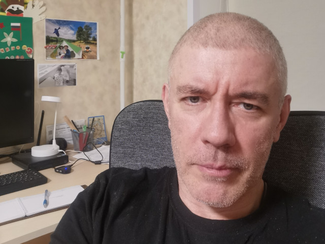 Александр, Москва, м. Перово, 58 лет, 1 ребенок. Познакомлюсь с женщиной для любви и серьезных отношений, воспитания детей, дружбы и общения.В разводе с 22 года(фактически с 20), воспитываю дочь 10 лет, без вредных привычек и жилищных пробле