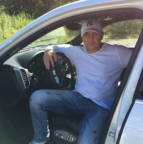 Дима, Россия, Симферополь, 44 года. Познакомлюсь с женщиной для любви и серьезных отношений, брака и создания семьи, воспитания детей, р Анкета 826117. 