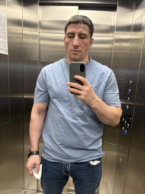 Руслан, Москва, м. Дмитровская, 38 лет, 2 ребенка. Познакомлюсь с женщиной для брака и создания семьи, воспитания детей, рождения совместных детей, друА у нас все пучком👌 😎 ✅