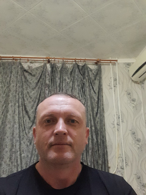 Денис, Астрахань, 46 лет, 3 ребенка, 2 фото. Познакомлюсь с женщиной для любви и серьезных отношений, брака и создания семьи, воспитания детей, рождения...  Анкета 826362. 