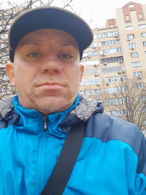 Толик, Россия, Москва, 43 года. Познакомлюсь с женщиной для любви и серьезных отношений, брака и создания семьи, воспитания детей. Анкета 826534. 