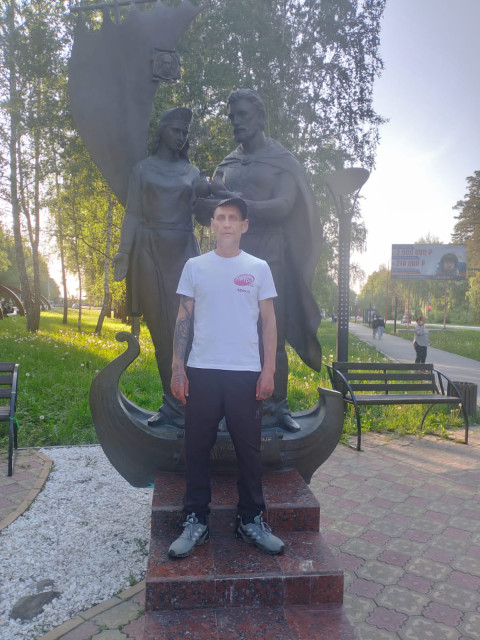 Костя, Россия, Екатеринбург, 44 года. Хочу познакомиться с женщиной