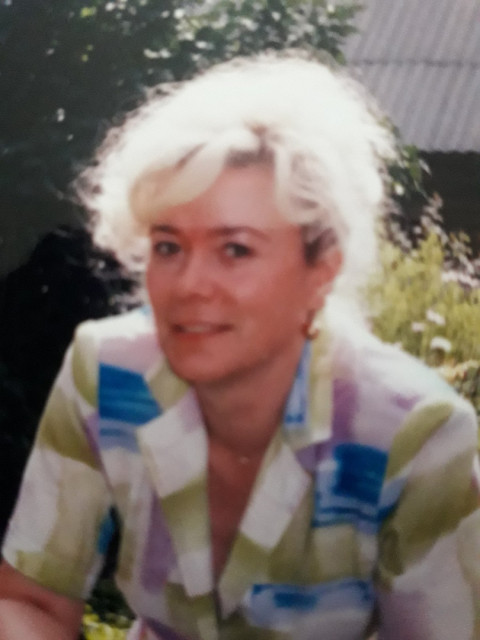 Elena, Россия, Иркутск, 45 лет, 1 ребенок. Познакомлюсь с мужчиной для дружбы и общения.Русская женщина, капризная.