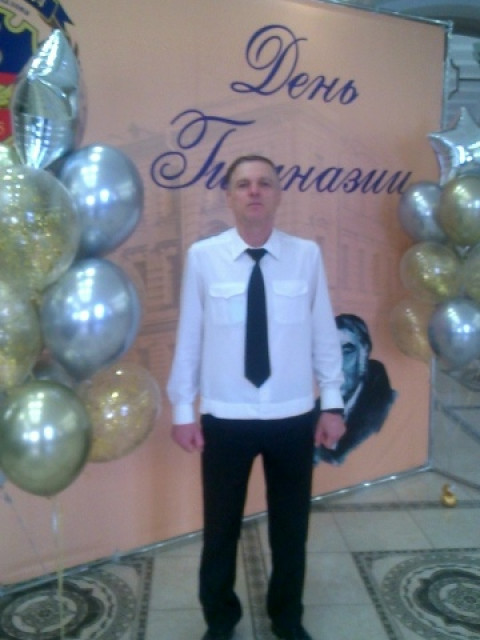 Владимир, Санкт-Петербург, м. Василеостровская, 66 лет, 1 ребенок. Ищу: Для СЧАСТЛИВОЙ ЖИЗНИ!  Анкета 826743. 