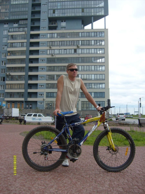 Владимир, Санкт-Петербург, м. Василеостровская, 66 лет, 1 ребенок. Познакомлюсь с женщиной для брака и создания семьи.  Анкета 826743. 