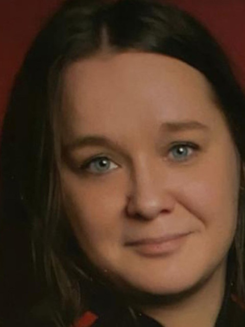 Екатерина, Екатеринбург, 45 лет, 2 ребенка, 2 фото. Здравствуйте. 
Если честно ищу просто друга.