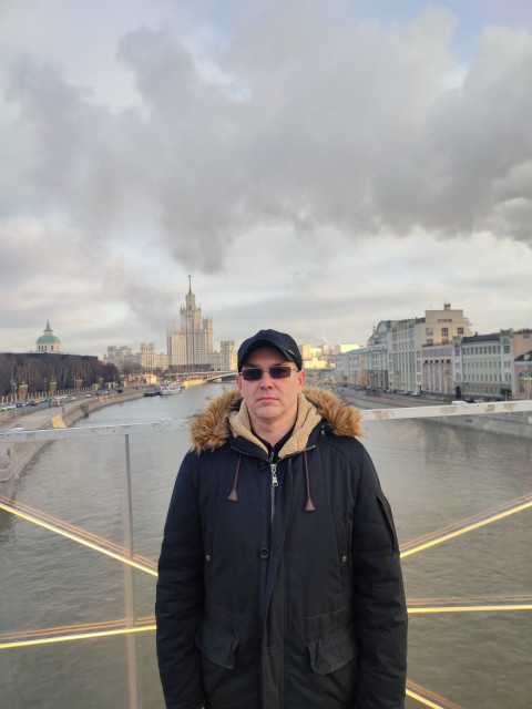 Евгений, Россия, Москва, 42 года, 1 ребенок. Познакомлюсь с девушкой для любви и серьезных отношений, брака и создания семьи, воспитания детей, рЗдравствуйте меня звать Евгений мне 42 года Родился в городе Кемерово. Живу в Москве с 2014 года. Хо